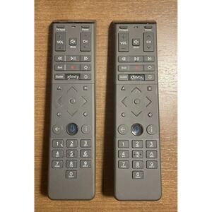 2 REMOTES Xfinity Comcast Remotes XR15- V2-UQ Xr15v2 Dark Gray